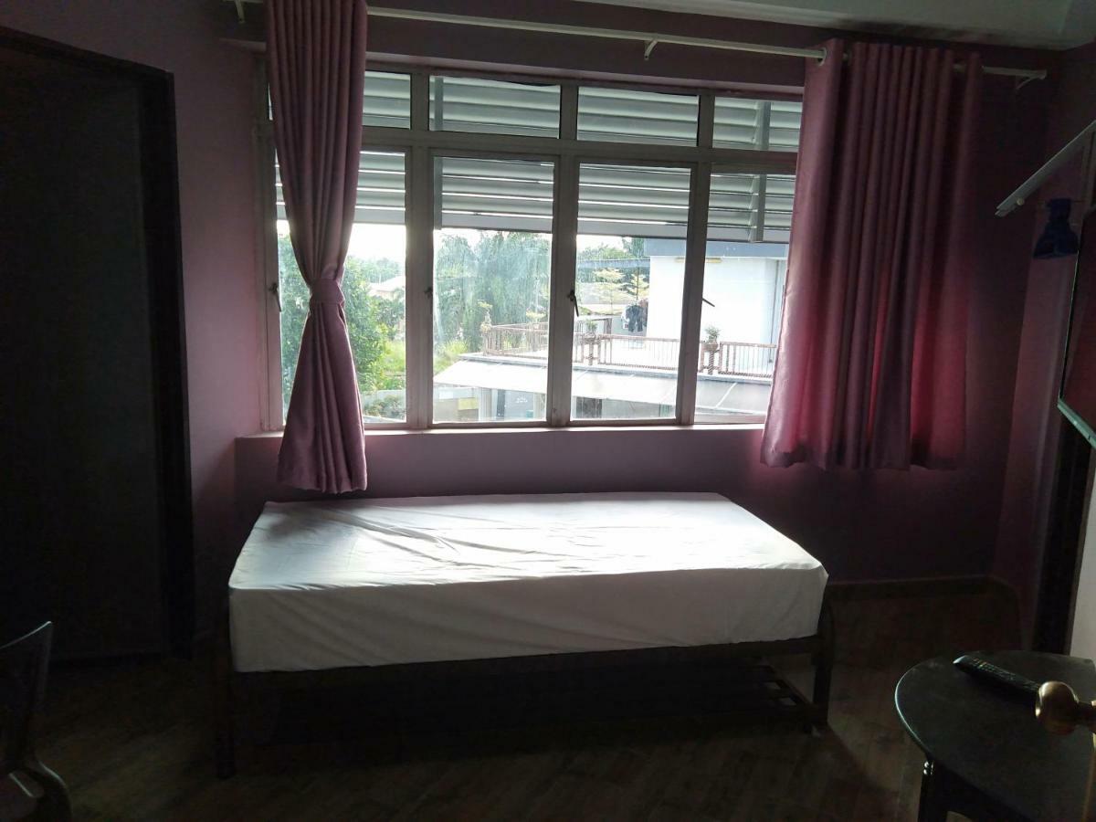Purple Dream Home Teluk Panglima Garang Екстер'єр фото