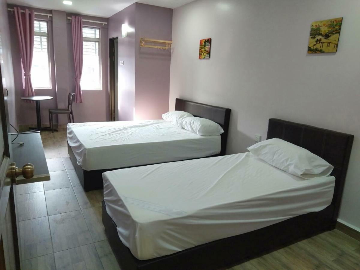 Purple Dream Home Teluk Panglima Garang Екстер'єр фото