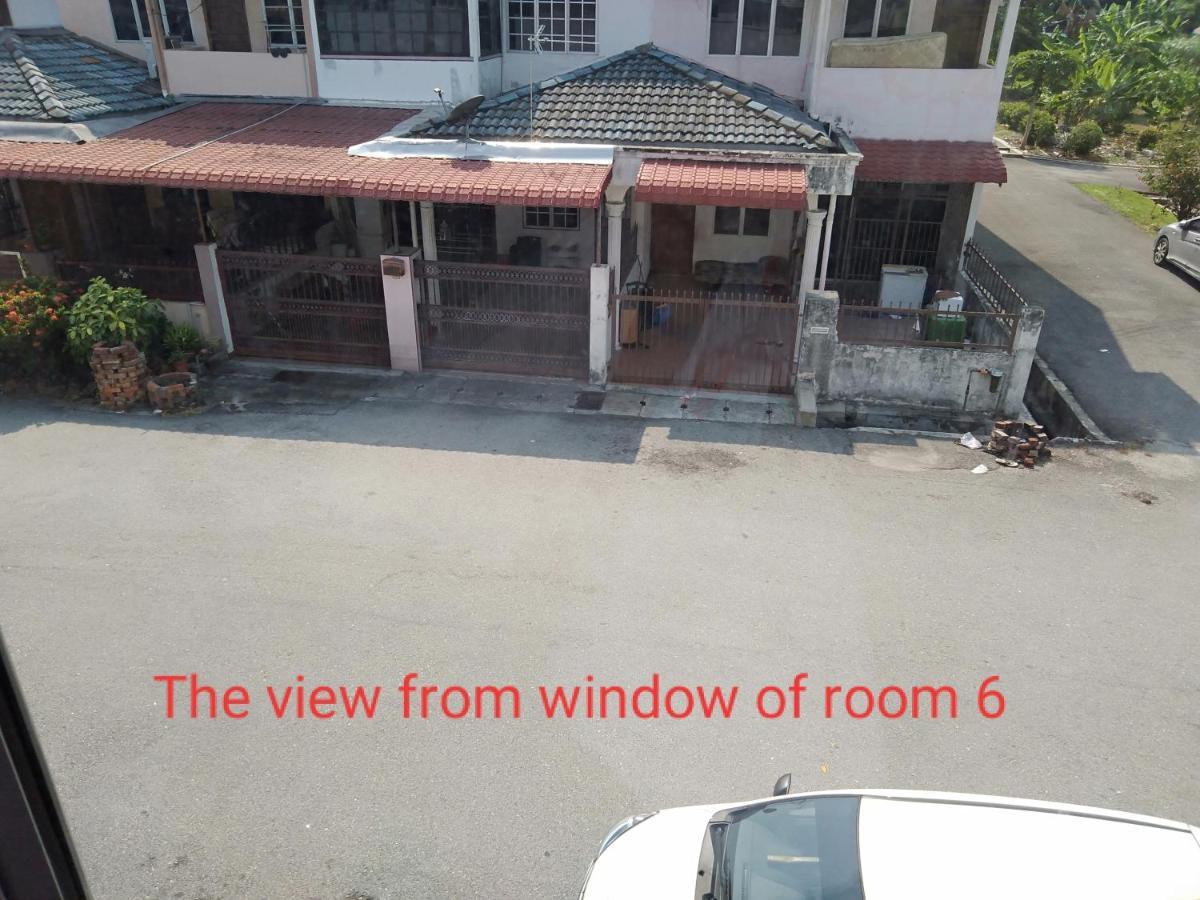 Purple Dream Home Teluk Panglima Garang Екстер'єр фото