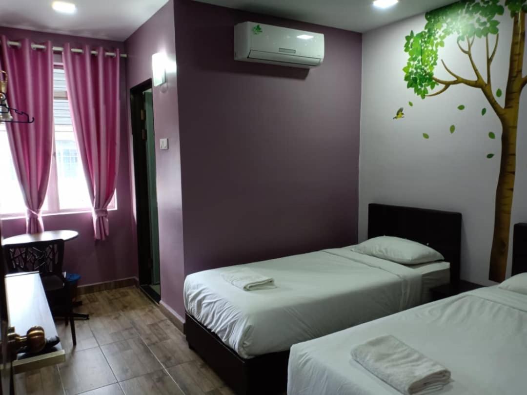 Purple Dream Home Teluk Panglima Garang Екстер'єр фото