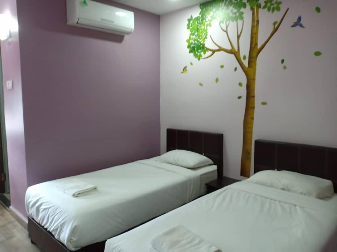 Purple Dream Home Teluk Panglima Garang Екстер'єр фото